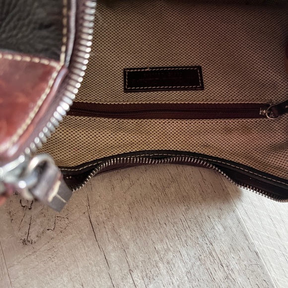 Dooney & Bourke purse. Dark brown. Good used condition. - Picture 4 of 7